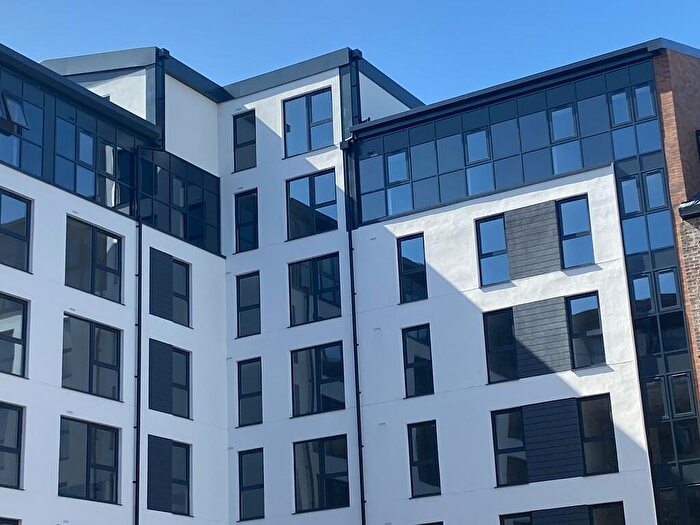 2 Bedroom Apartment To Rent In Victoria Riverside, Hunslet Road, Leeds, West Yorkshire, LS10