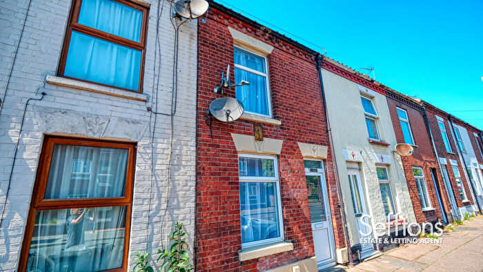2 Bedroom Terraced House To Rent In Sprowston Road, Norwich, Norfolk, NR3