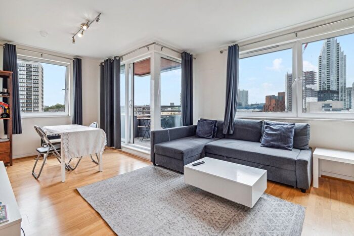 2 Bedroom Flat To Rent In The Graphite Apartments, Provost Street, N1