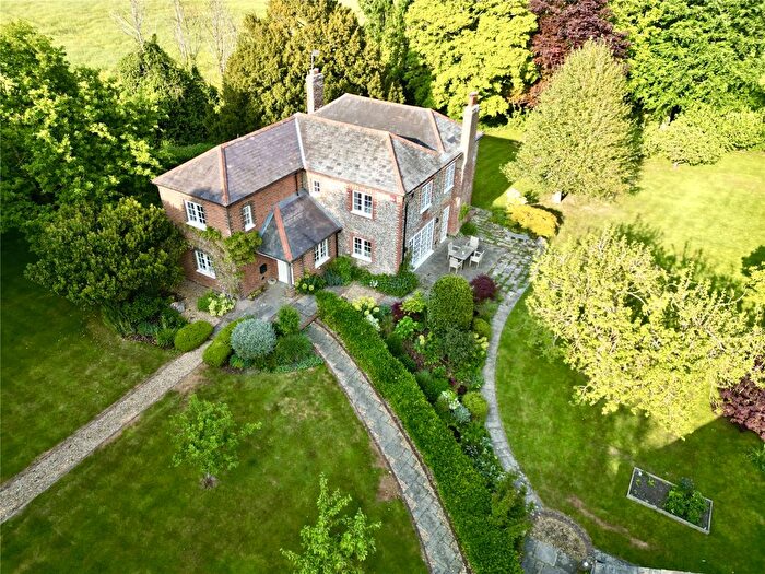 4 Bedroom Detached House For Sale In Hoe Lane, Bosham, Chichester, PO18