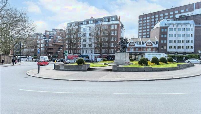 5 Bedroom Flat To Rent In Park Road, St Johns Wood, NW8