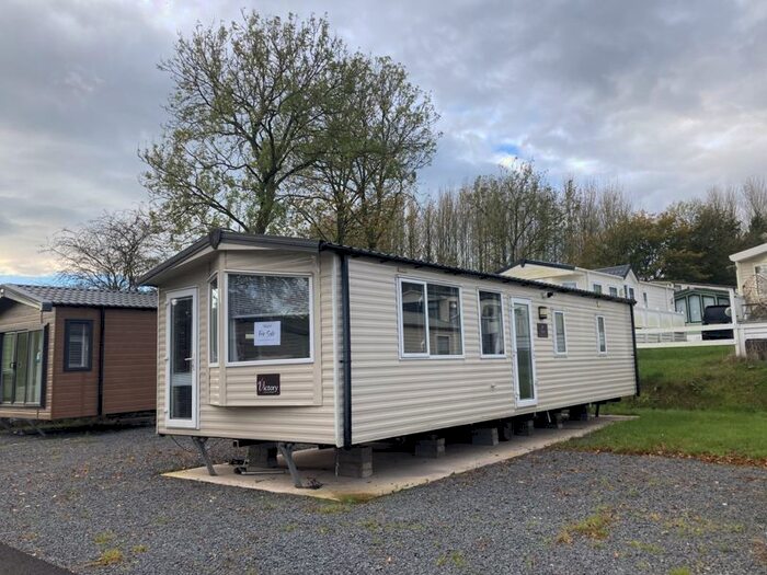 2 Bedroom Mobile/park Home For Sale In Park Road, Montgomerie Street, Tarbolton, Mauchline, KA5