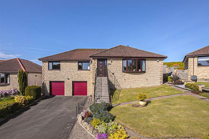 4 Bedroom Detached Bungalow For Sale In Bellhouse Road, Aberdour, KY3