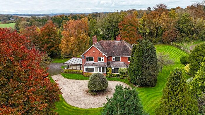 4 Bedroom Farmhouse To Rent In Tarrant Gunville, Blandford, DT11