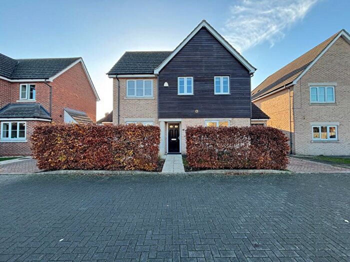 3 Bedroom Detached House To Rent In Kings Mount, Baldock, SG7