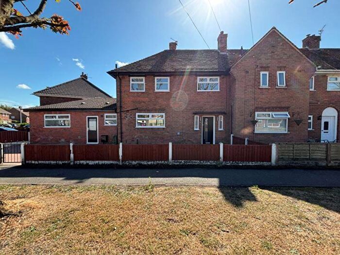 4 Bedroom End Of Terrace House For Sale In Oakhill Drive, Lydiate, L31
