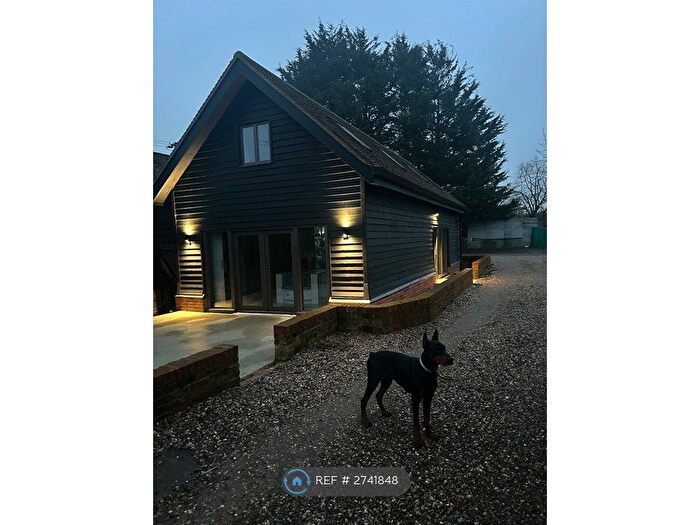 1 Bedroom Flat To Rent In Jenkins Lane, Bishop's Stortford, CM22