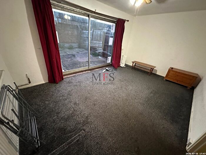 3 Bedroom Terraced House To Rent In Stanborough Road, Hounslow, TW3