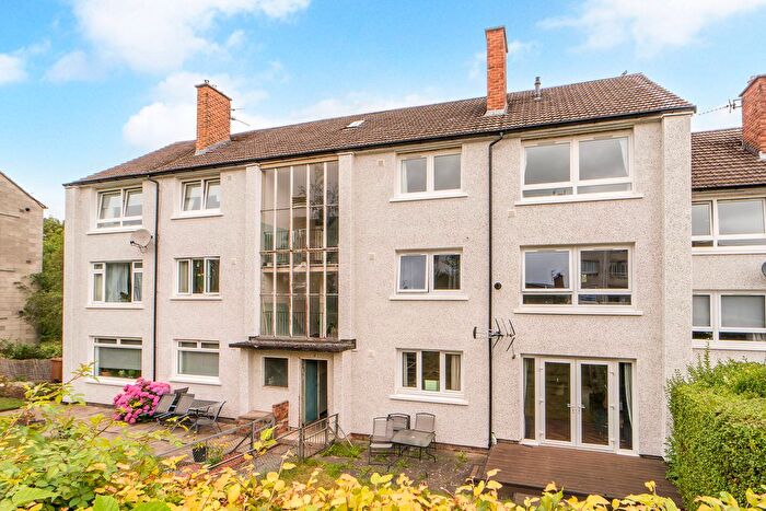 2 Bedroom Flat For Sale In / Oxgangs Farm Drive, Oxgangs, Edinburgh, EH13