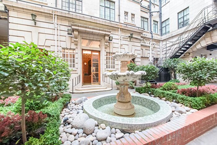 4 Bedroom Flat To Rent In Sloane Street, London, SW1X