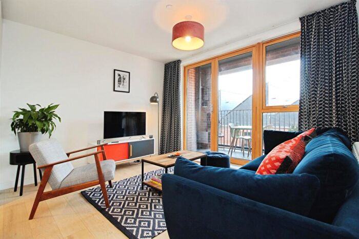 2 Bedroom Apartment For Sale In David Street, Leeds, LS11