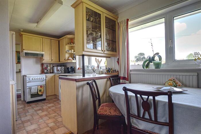 2 Bedroom Detached Bungalow For Sale In Seabourne Road, Bexhill-On-Sea, TN40