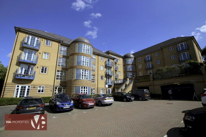2 Bedroom Flat To Rent In Newland Gardens, Hertford, SG13