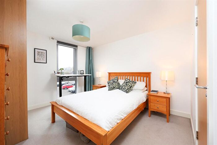 2 Bedroom Flat For Sale In College Road, Bishopston, Bristol, BS7