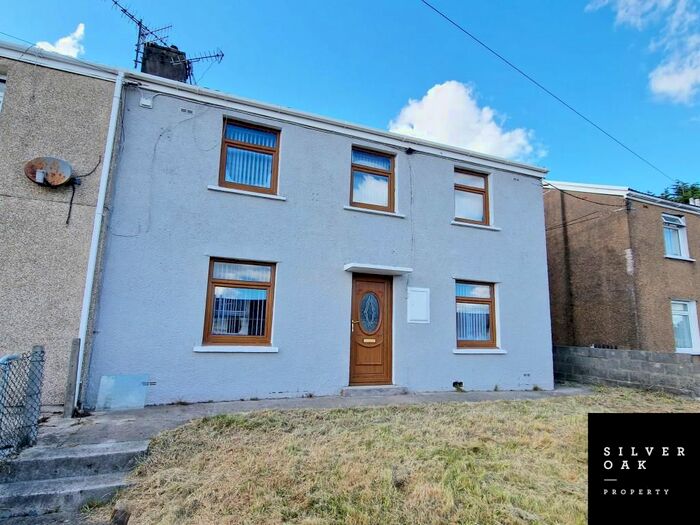 3 Bedroom Semi-Detached House To Rent In Brynmelyn Avenue, Llanelli, SA15