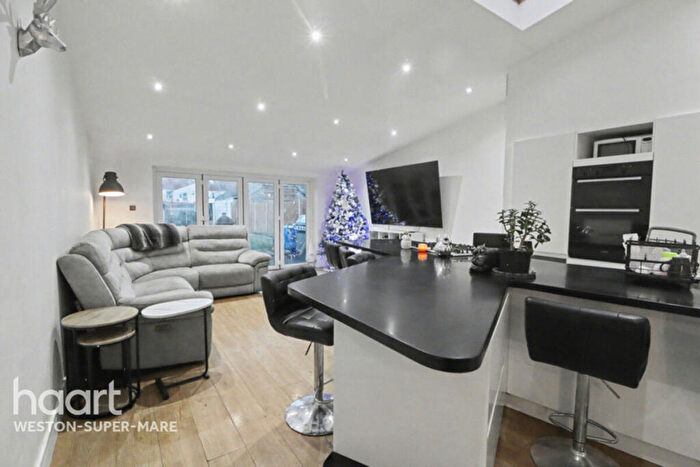 5 Bedroom Semi-Detached House For Sale In Rectors Way, Weston-Super-Mare, BS23