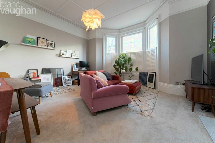 1 Bedroom Flat To Rent In Medina Villas, Hove, BN3