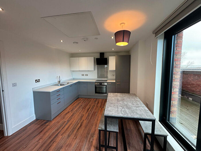 2 Bedroom Apartment To Rent In Great Central, Sheffield, Yorkshire, S3