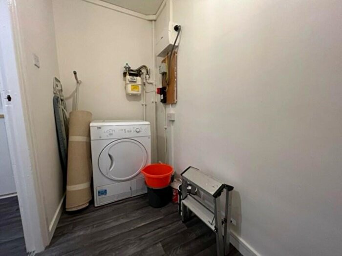 1 Bedroom Flat To Rent In Stirling Close, Stevenage, SG2