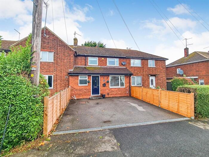 3 Bedroom Terraced House For Sale In West Glebe Road, Corby, NN17