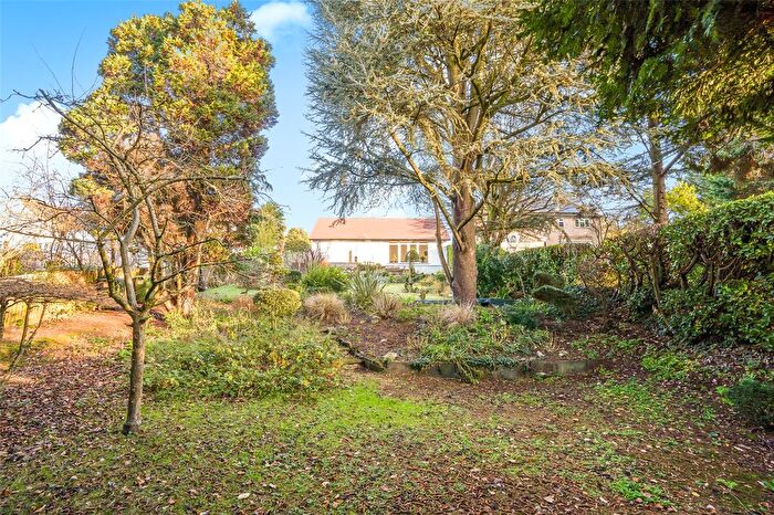 3 Bedroom Bungalow For Sale In Woodwaye, Watford, Hertfordshire, WD19