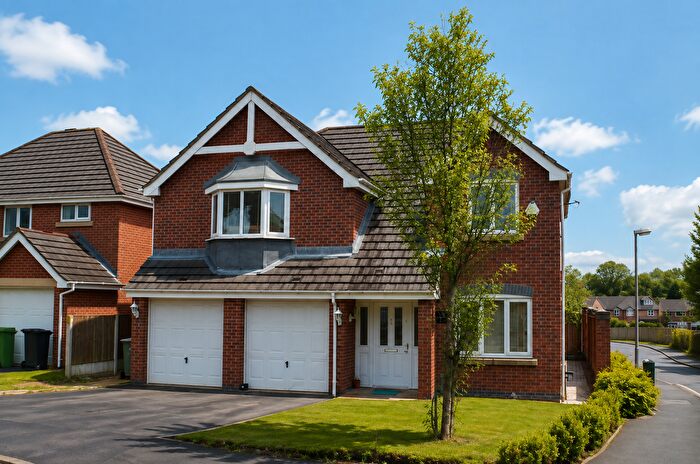 4 Bedroom Detached House To Rent In Whitfield Drive, Macclesfield, SK11