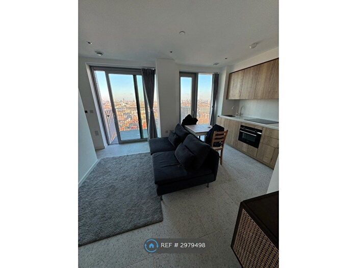 Studio To Rent In Jacquard Point, London, E1
