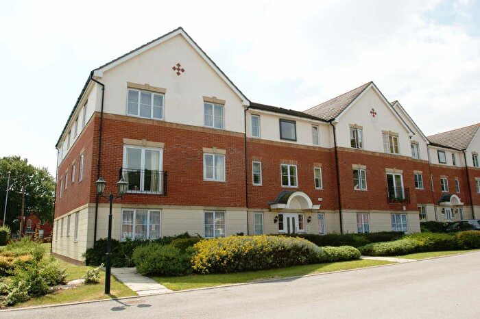 2 Bedroom Flat To Rent In Victoria Court, Leeds, LS15