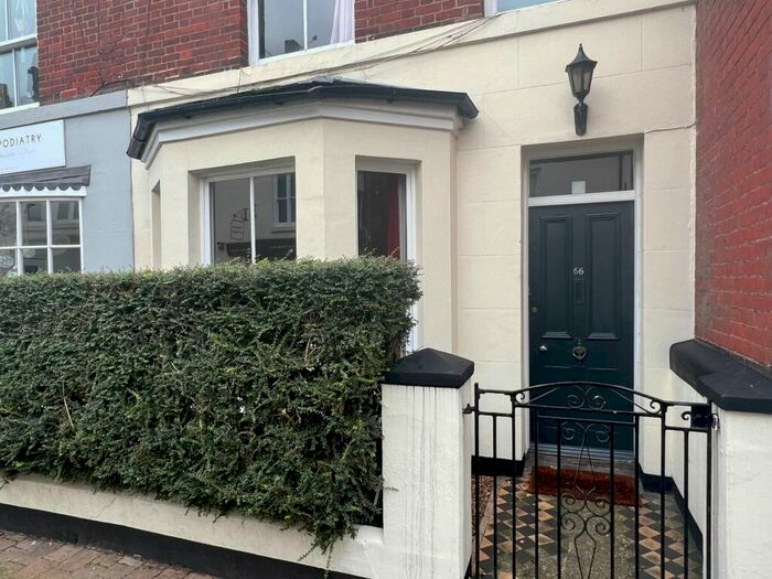 5 Bedroom End Of Terrace House To Rent In Parchment Street, Winchester, SO23