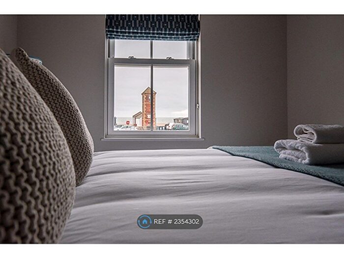 1 Bedroom Flat To Rent In Pebble View, Aldeburgh, IP15