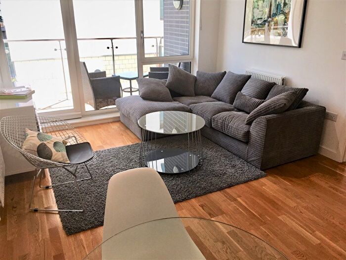 1 Bedroom Flat To Rent In Simmonds House, Clayponds Lane, Brentford, TW8