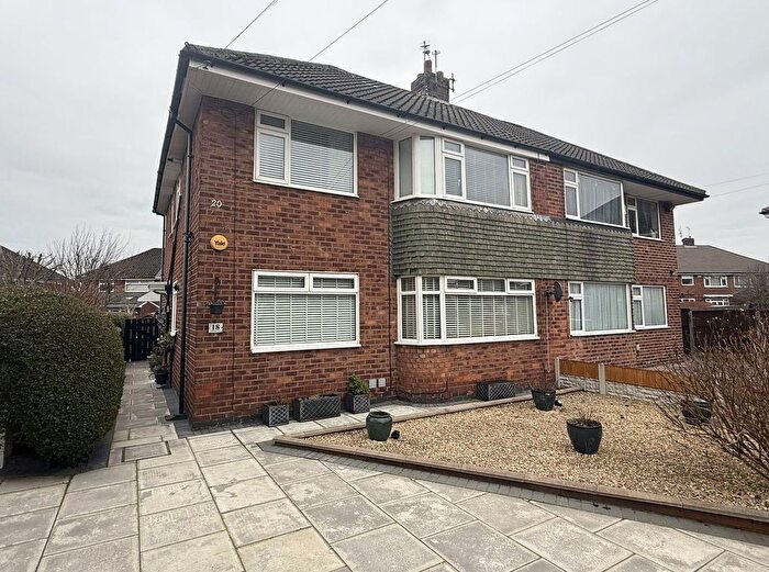 2 Bedroom Flat For Sale In Ulverston Close, Maghull, L31