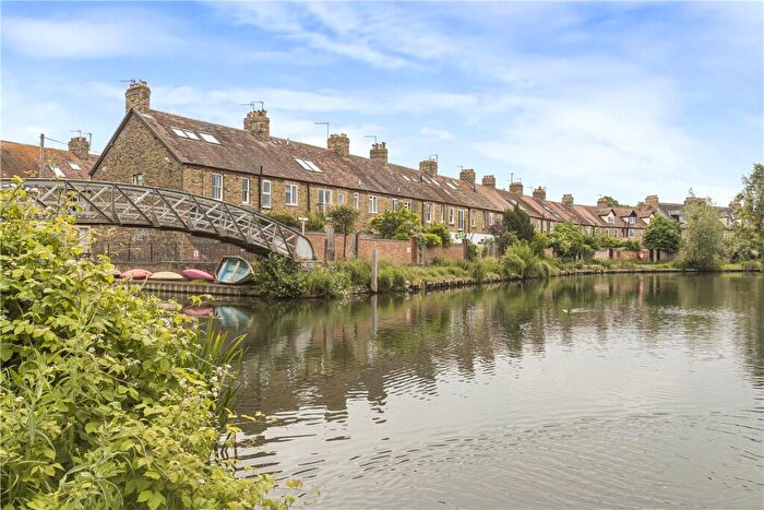 3 Bedroom Terraced House For Sale In Abbey Road, Oxford, Oxfordshire, OX2