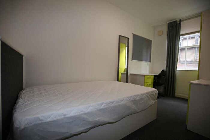 1 Bedroom House Of Multiple Occupation To Rent In Groat Market, Newcastle Upon Tyne, NE1