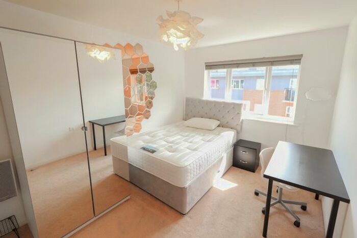 2 Bedroom Flat To Rent In Hever Hall, Conisbrough Keep, Coventry, CV1