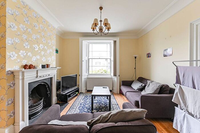 4 Bedroom Terraced House To Rent In Nursery Road, Brixton, London, SW9