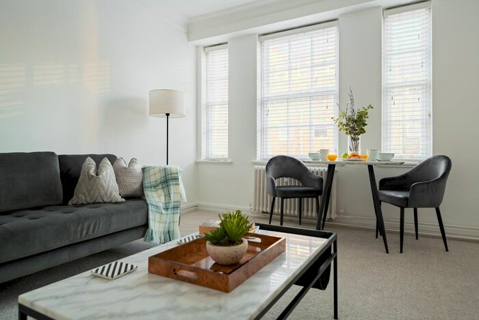 1 Bedroom Flat To Rent In Dolphin Square, London, SW1V