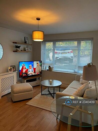 1 Bedroom Flat To Rent In Windsor Road, Welwyn, AL6