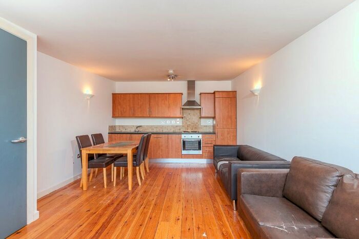 2 Bedroom Flat To Rent In Olympic House, Somerford Grove, London, N16