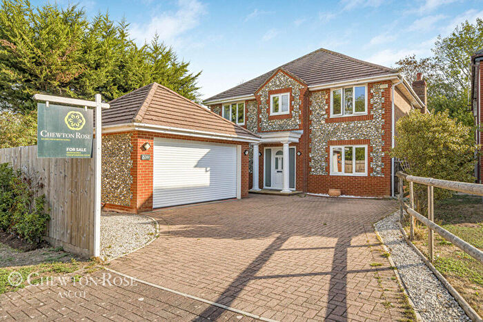 4 Bedroom Detached House For Sale In Herschel Grange, Bracknell, RG42