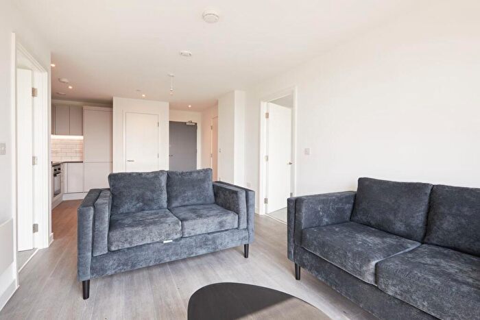2 Bedroom Apartment To Rent In Insignia Apartments, Talbot Road, Old Trafford, Manchester, M16