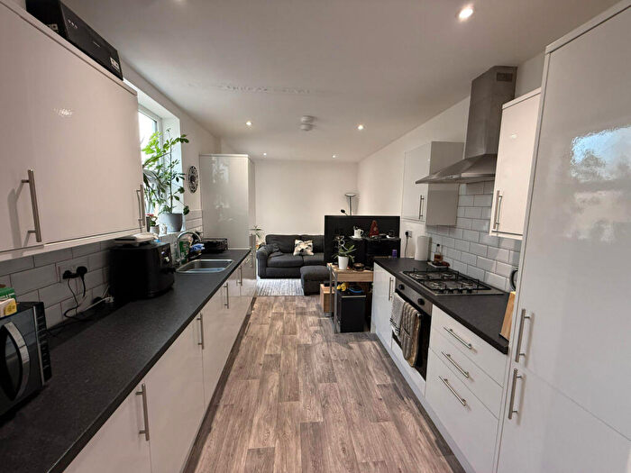 1 Bedroom Flat To Rent In London, E18