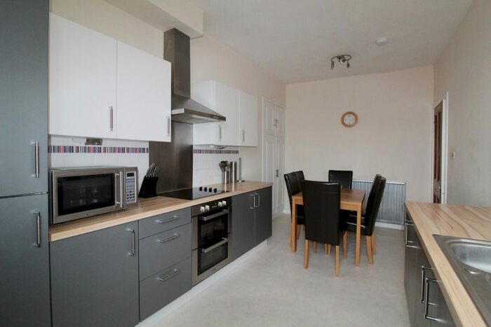 1 Bedroom Flat To Rent In Wallfield Place, Rosemount, Aberdeen AB25