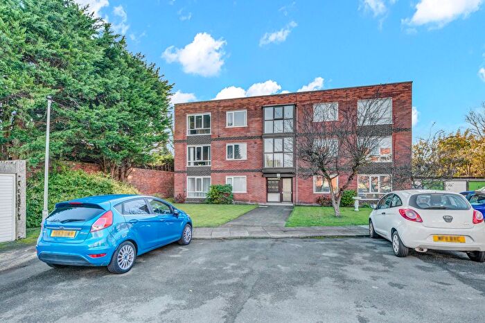 2 Bedroom Flat For Sale In Merrilocks Road, Blundellsands, L23