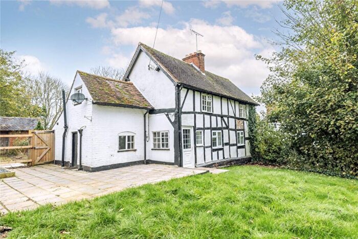 3 Bedroom Detached House For Sale In Evesham Road, Weethley, Alcester, Worcestershire, B49