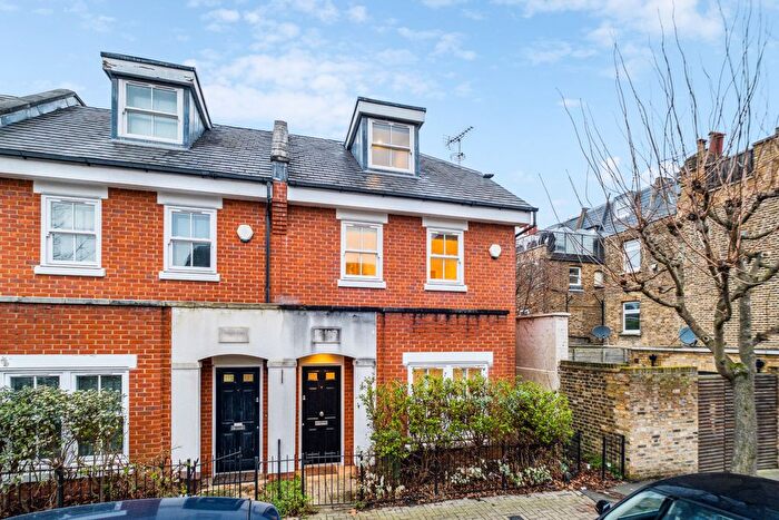 4 Bedroom Terraced House To Rent In Bective Place, Putney, SW15