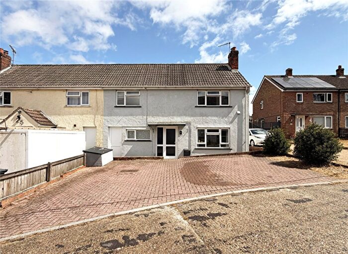 3 Bedroom Semi-Detached House For Sale In Stringfellow Crescent, Chard, TA20