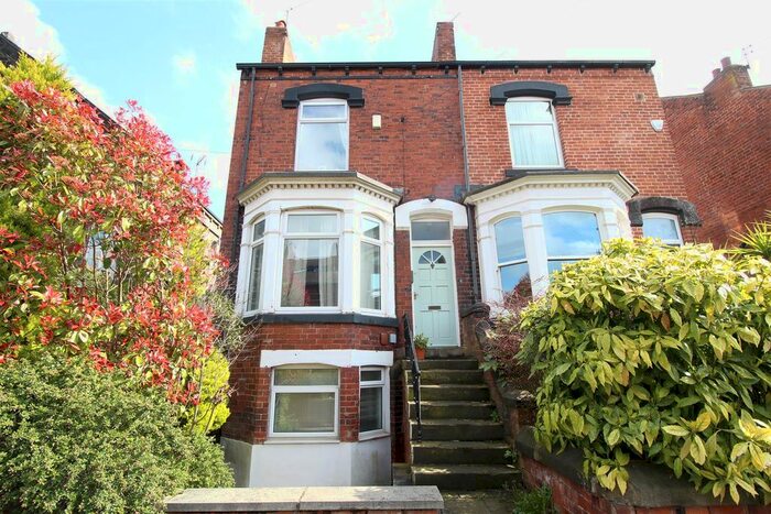 3 Bedroom Semi-Detached House For Sale In Victoria Road, Kirkstall, Leeds, LS5