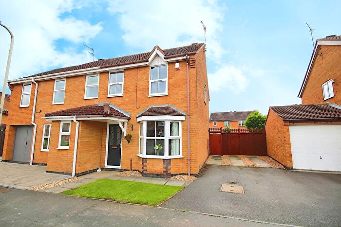 3 Bedroom Semi-Detached House For Sale In Swallow Drive, Syston, LE7