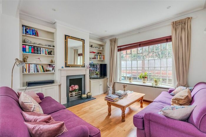 2 Bedroom Terraced House To Rent In Evelyn Terrace, Richmond, London, TW9